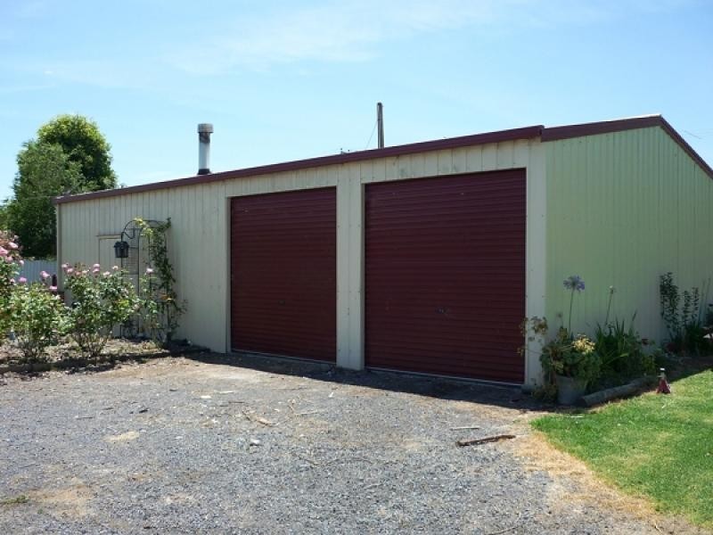 2 Anne Street, Tarpeena SA 5277