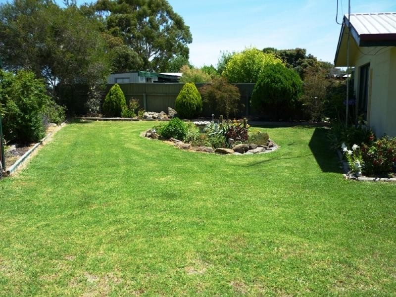 2 Anne Street, Tarpeena SA 5277