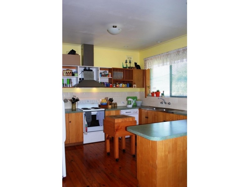 16 Sinclair Street, Mount Gambier SA 5290