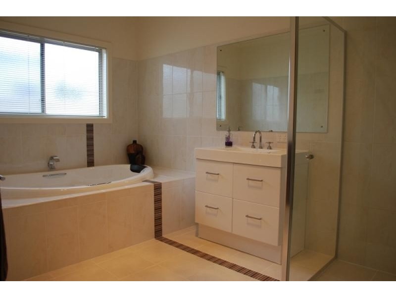 6 Patricia Court, Mount Gambier SA 5290