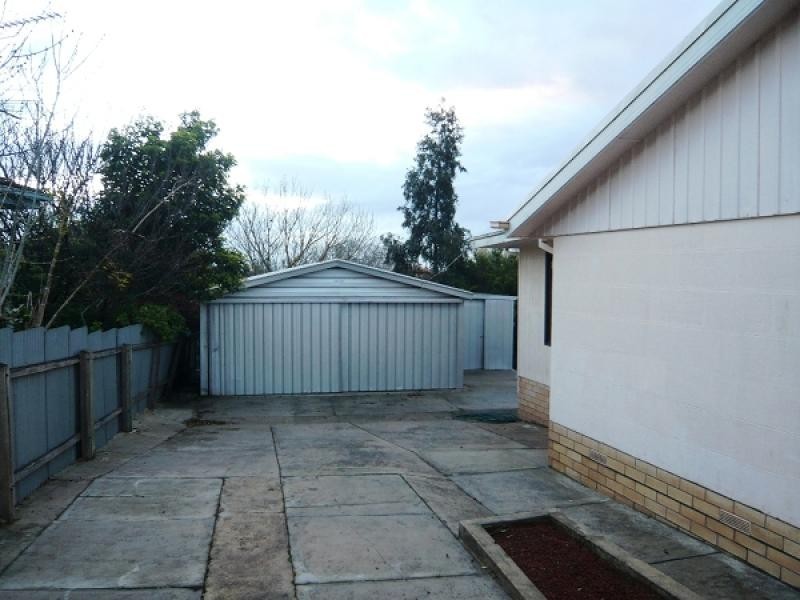 25 Hayes Crescent, Mount Gambier SA 5290