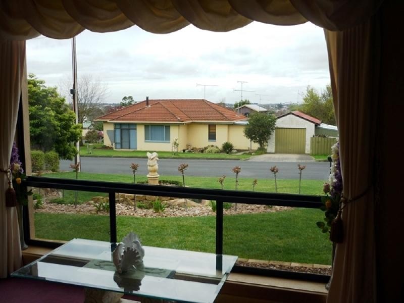 6 Sunnyside Drive, Mount Gambier SA 5290