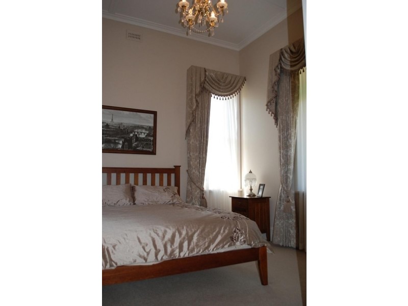 17 Gwendoline Street, Mount Gambier SA 5290