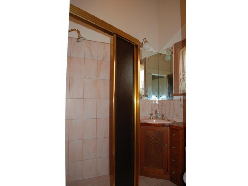 17 Gwendoline Street, Mount Gambier SA 5290