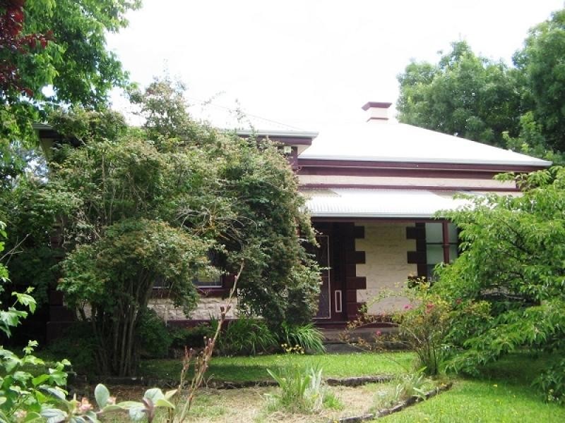 4 Queens Avenue, Mount Gambier SA 5290