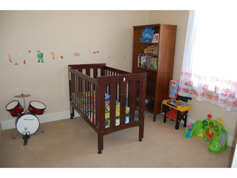 17 Gwendoline Street, Mount Gambier SA 5290