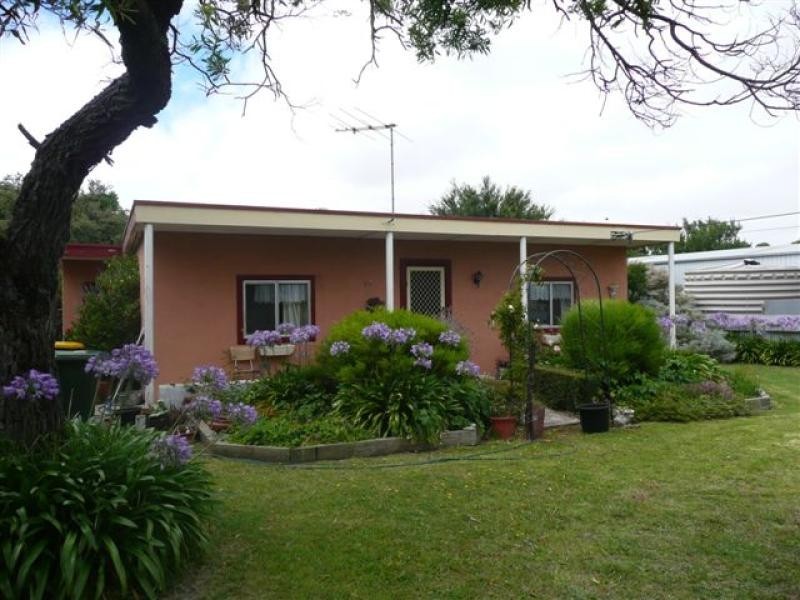 23 Spehr Street, Millicent SA 5280
