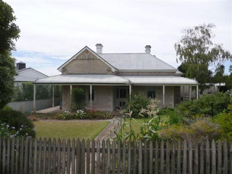 14 Main Street, Millicent SA 5280