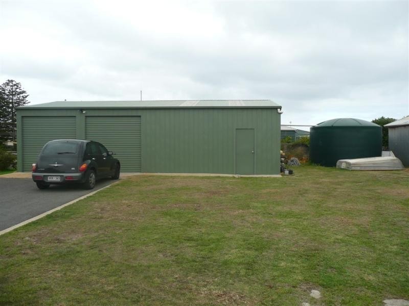 39 Railway Terrace, Beachport SA 5280
