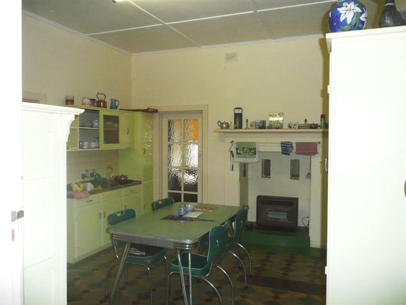 39 Railway Terrace, Beachport SA 5280
