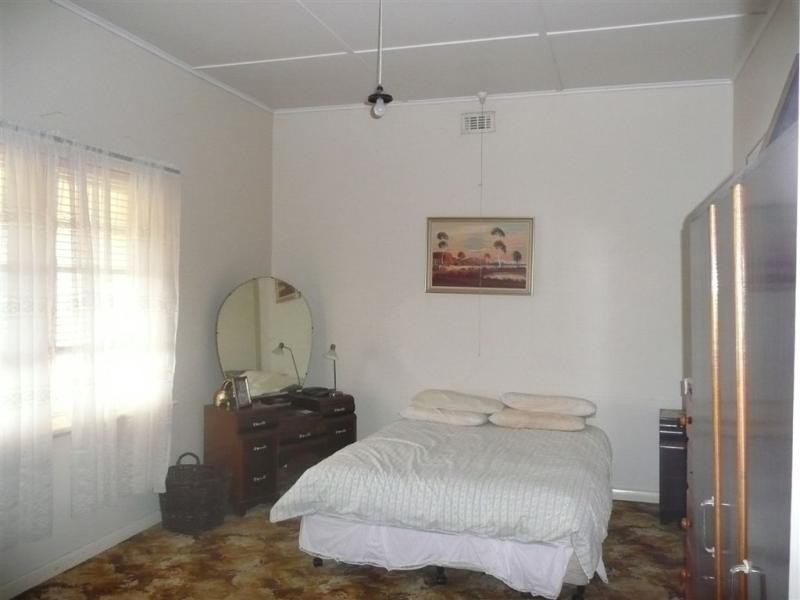 39 Railway Terrace, Beachport SA 5280