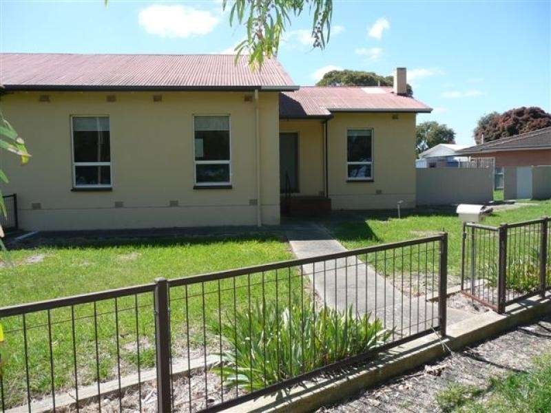 23 McMorron Street, Millicent SA 5280