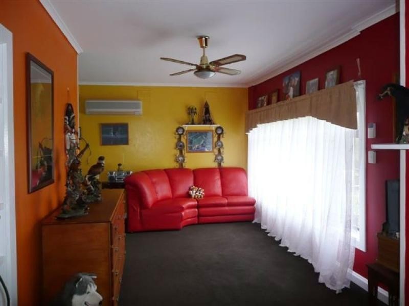 16 Bowman Street, Millicent SA 5280