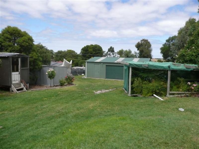 17 Grosser Street, Millicent SA 5280