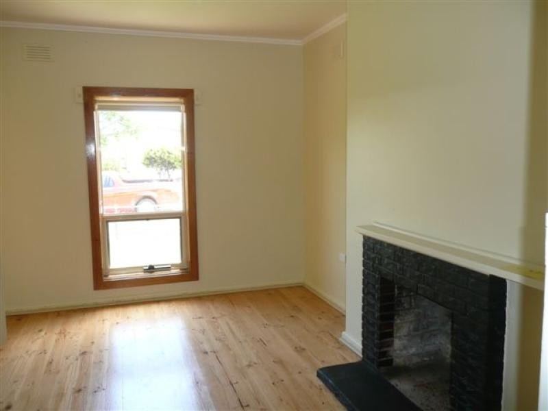 13 Whennen Street, Millicent SA 5280