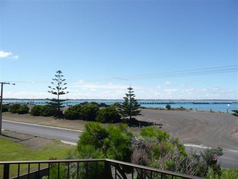 28 Beach Road, Beachport SA 5280