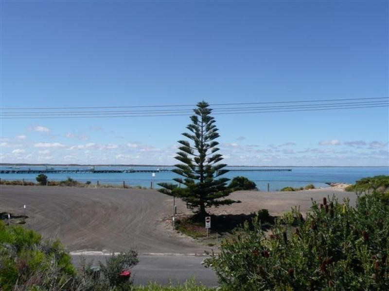 28 Beach Road, Beachport SA 5280