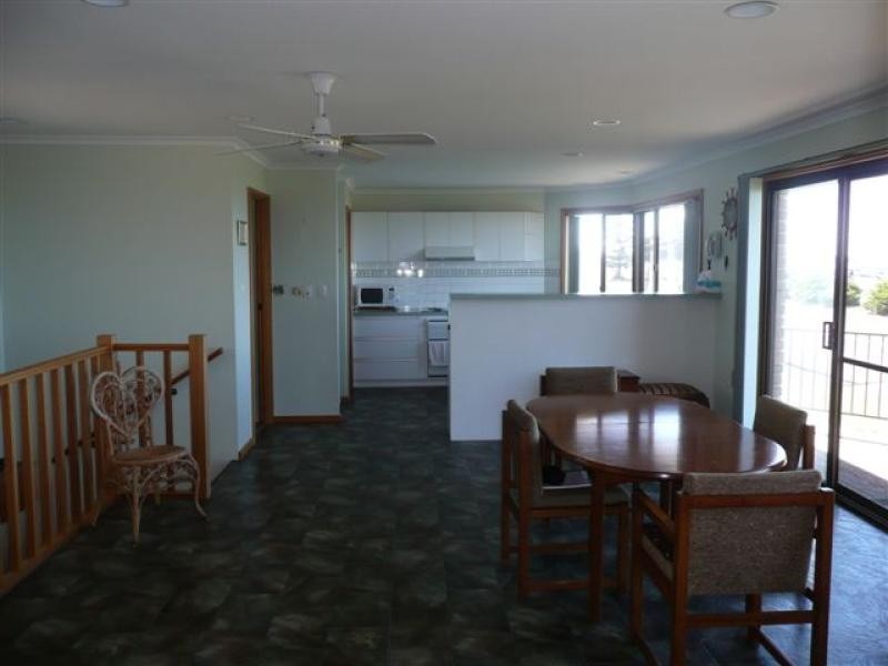 28 Beach Road, Beachport SA 5280