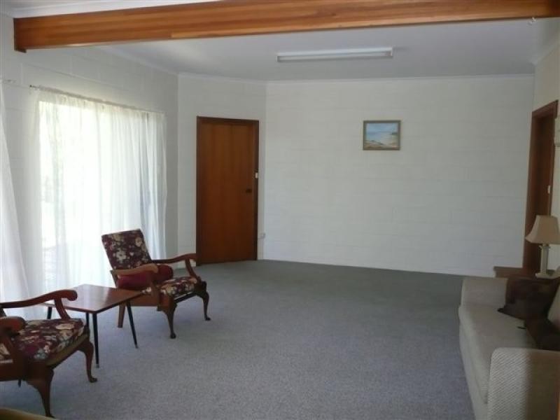 28 Beach Road, Beachport SA 5280