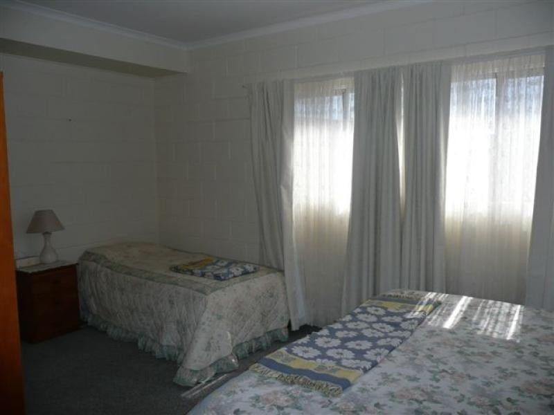 28 Beach Road, Beachport SA 5280