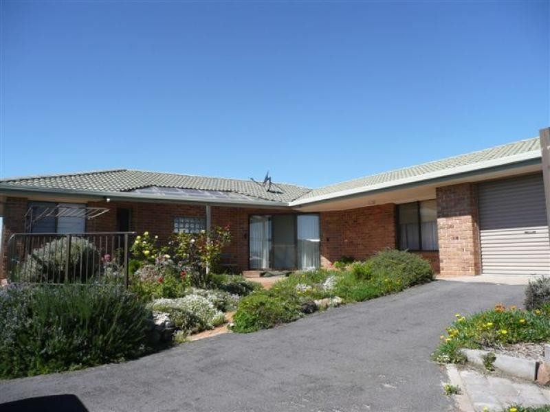 28 Beach Road, Beachport SA 5280