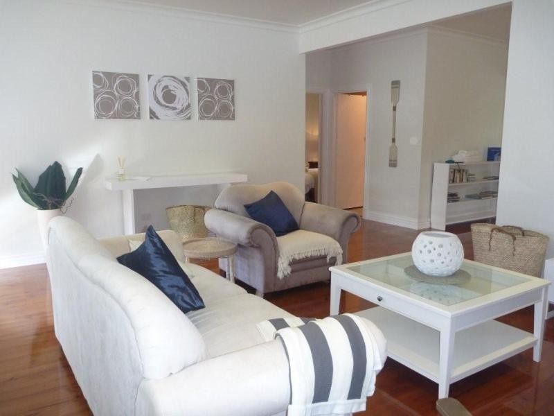 2 Lanky Street, Beachport SA 5280