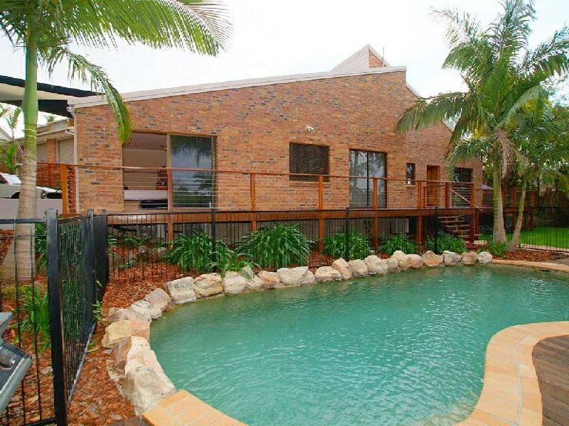 15 SABU COURT, Mcdowall QLD 4053