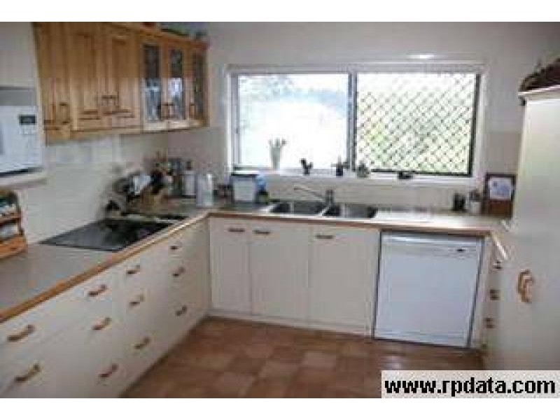 33 RAGLASS STREET, Everton Park QLD 4053