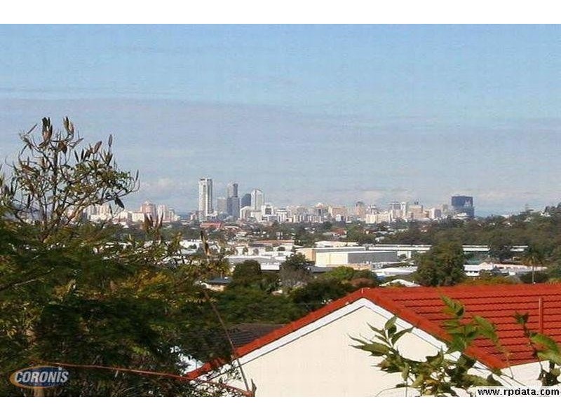 128 APPLEBY ROAD, Stafford Heights QLD 4053