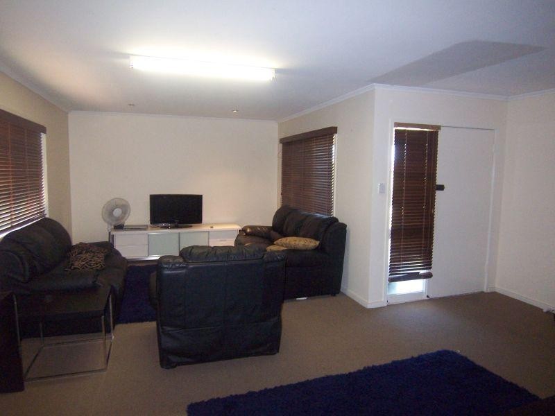 12 CHUTER STREET, Stafford Heights QLD 4053