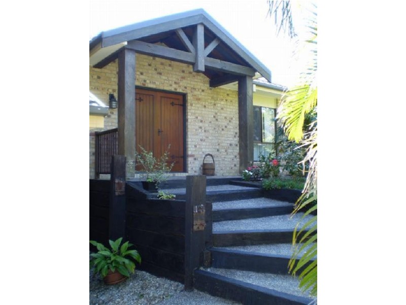 5 BUNYA LAKE COURT, Bunya QLD 4055