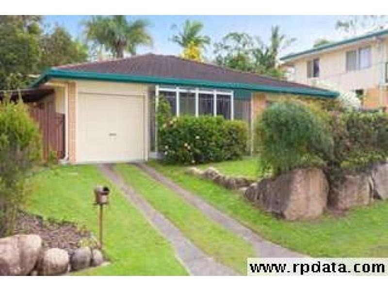 8 Clemesha Street, Keperra QLD 4054