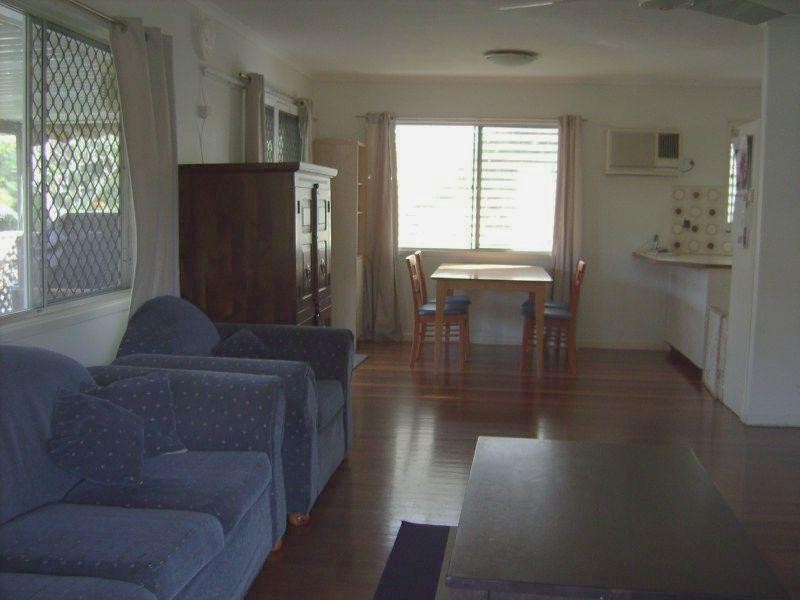 14 Fontaine Street, Stafford Heights QLD 4053