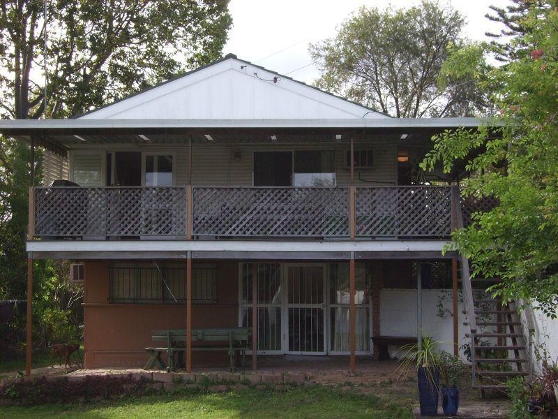 14 Fontaine Street, Stafford Heights QLD 4053