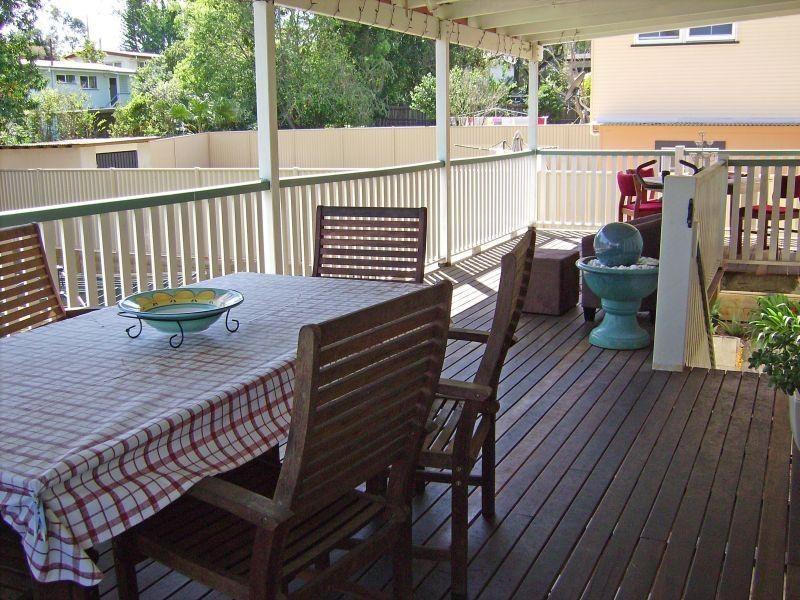 11 Venetia Street, Stafford Heights QLD 4053