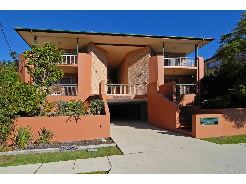 Unit 2/24 Terrace Street, Newmarket QLD 4051