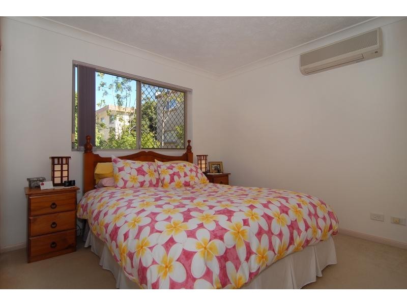 Unit 2/24 Terrace Street, Newmarket QLD 4051