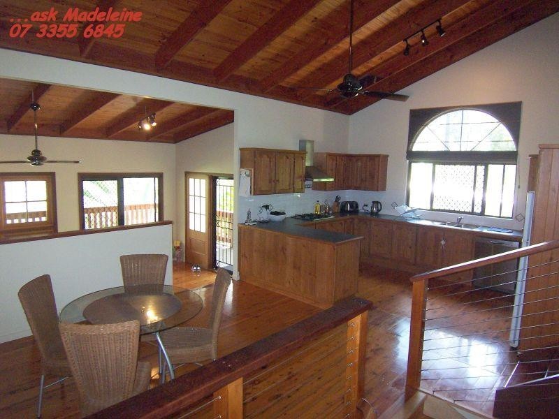 6 Weber Court, Bunya QLD 4055