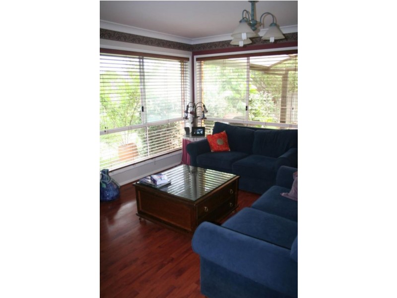 17 Greenfern Place, Ferny Grove QLD 4055