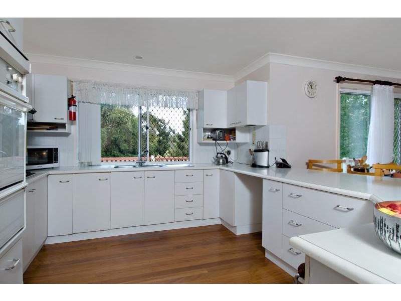 10 Blue Hills Drive, Bunya QLD 4055