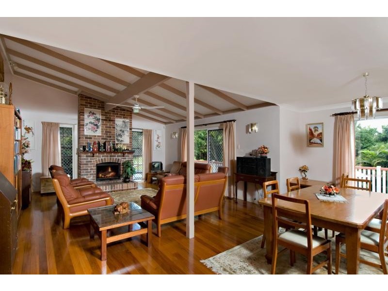 10 Blue Hills Drive, Bunya QLD 4055