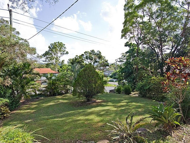 186 Patricks Road, Ferny Hills QLD 4055