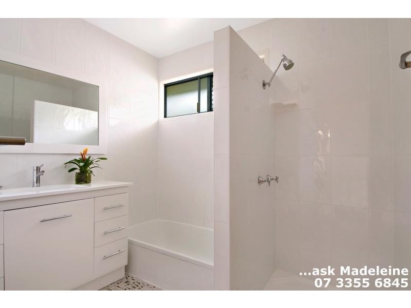 11 Streeton Parade, Everton Park QLD 4053