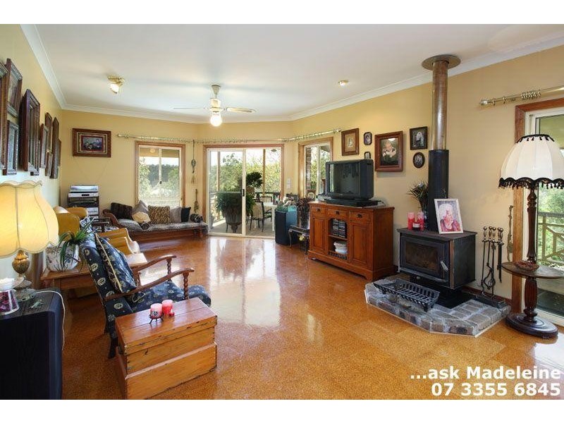 7 Weber Court, Bunya QLD 4055