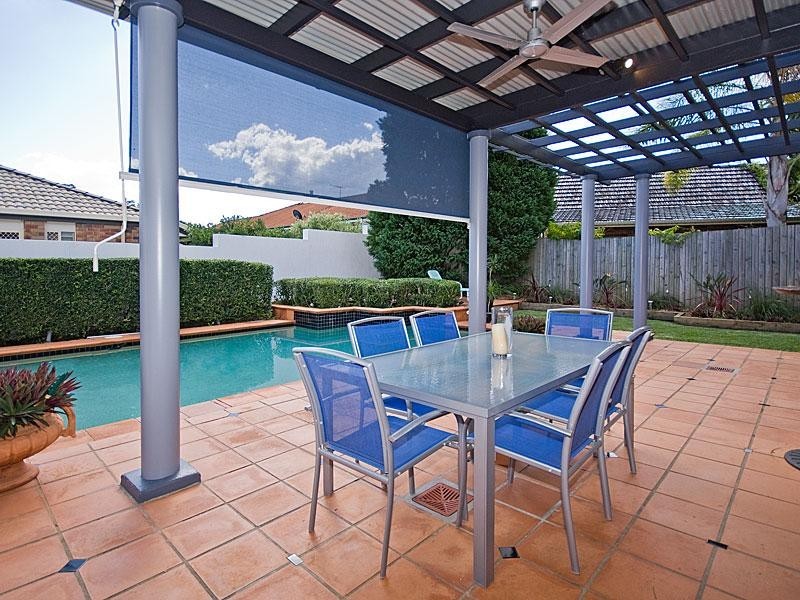 16 Hoop Pine Place, Bridgeman Downs QLD 4035
