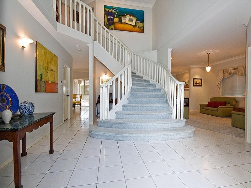 16 Hoop Pine Place, Bridgeman Downs QLD 4035