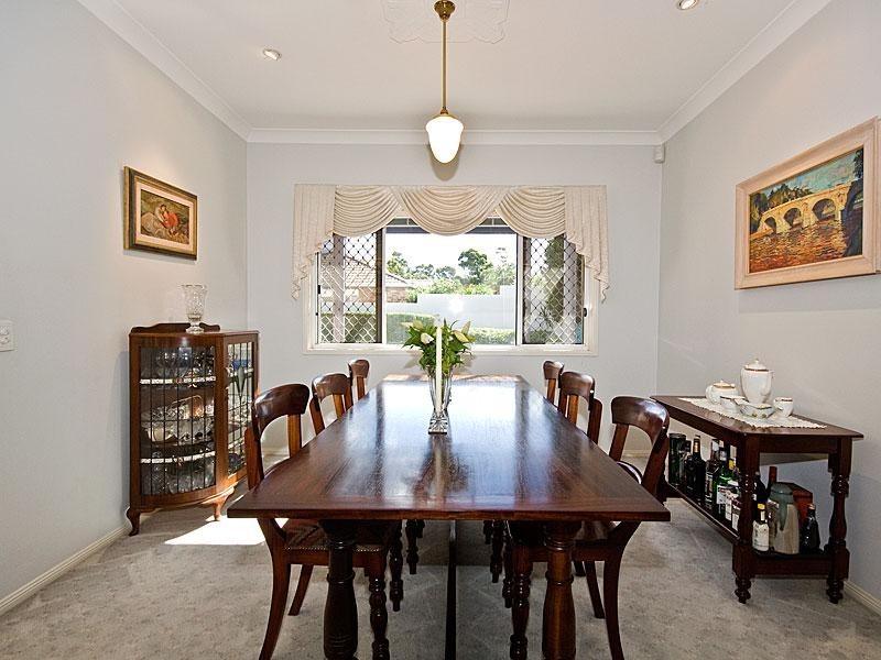 16 Hoop Pine Place, Bridgeman Downs QLD 4035