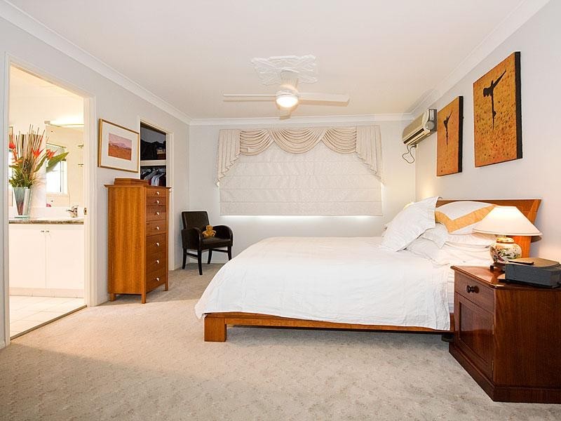 16 Hoop Pine Place, Bridgeman Downs QLD 4035