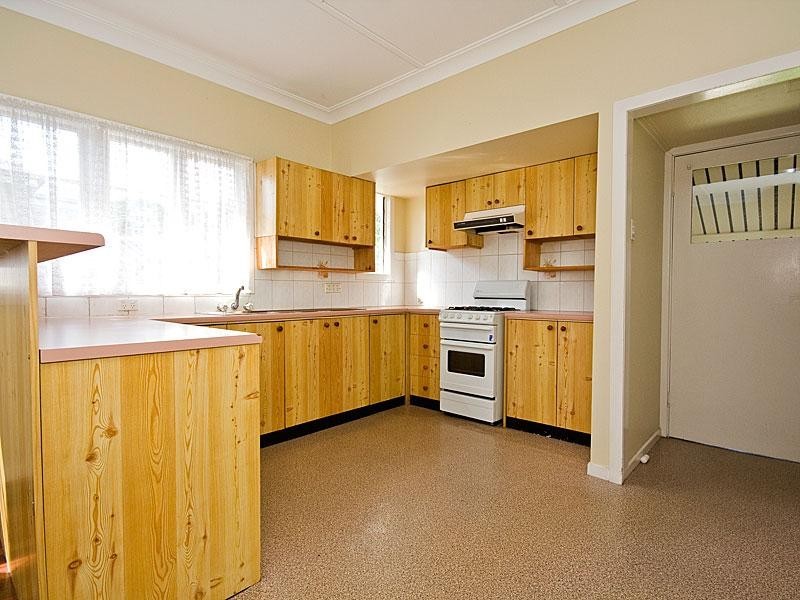 23 Hoolan Street, Stafford QLD 4053