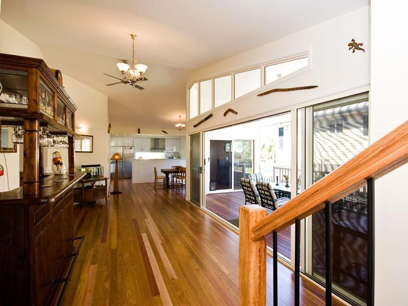 6 Phillip Street, Beachmere QLD 4510